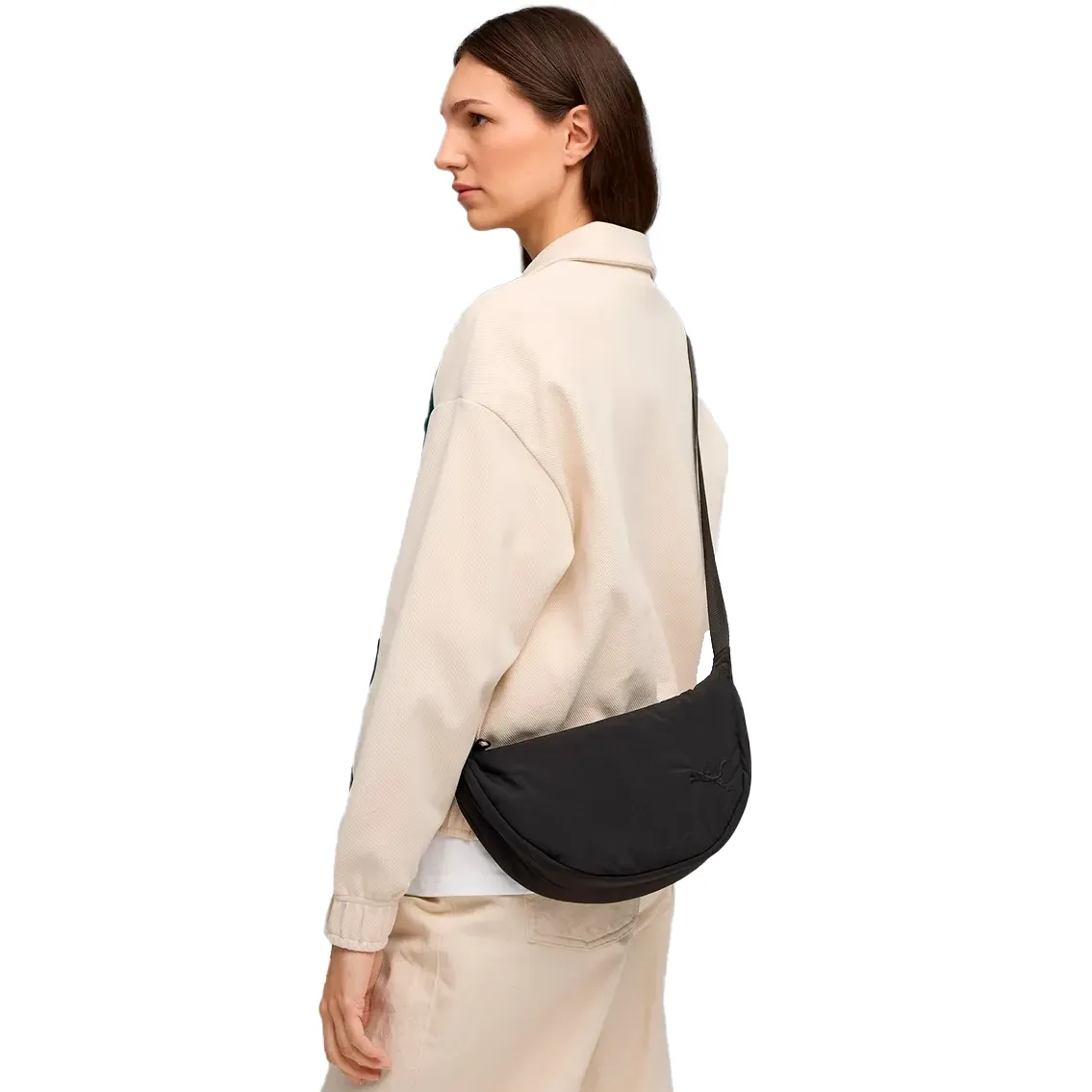 Bolsa Puma Meia-Lua preta vista frontal com alça ajustável